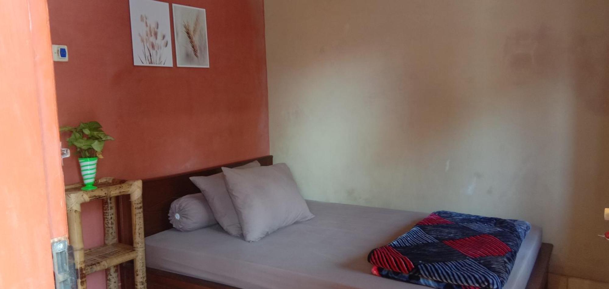 Radiya Guesthouse Sembalunlawang Quarto foto